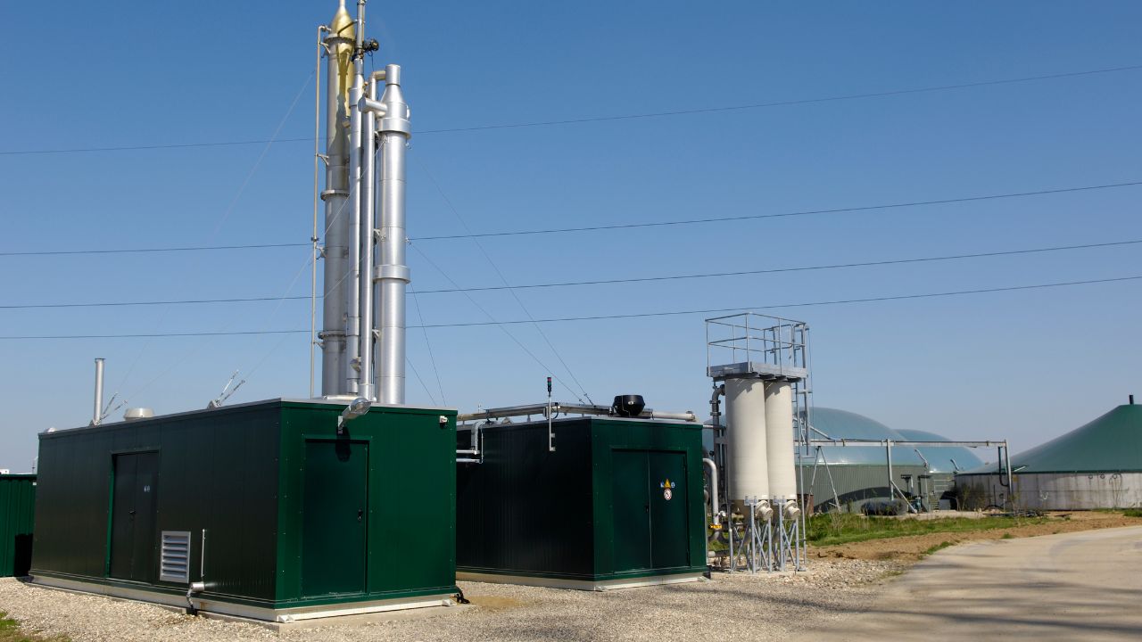Geração de energia térmica e elétrica em uma usina de biogás com motor à combustão